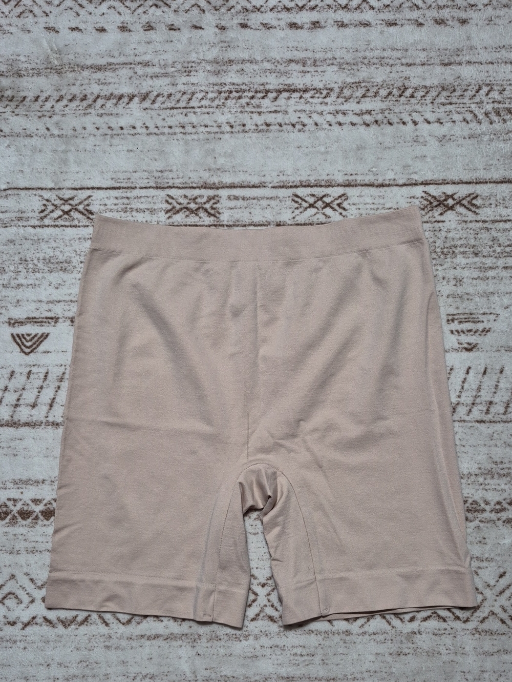 Skinnygirl Seamless Shapewear Shorts - Nude Blush
